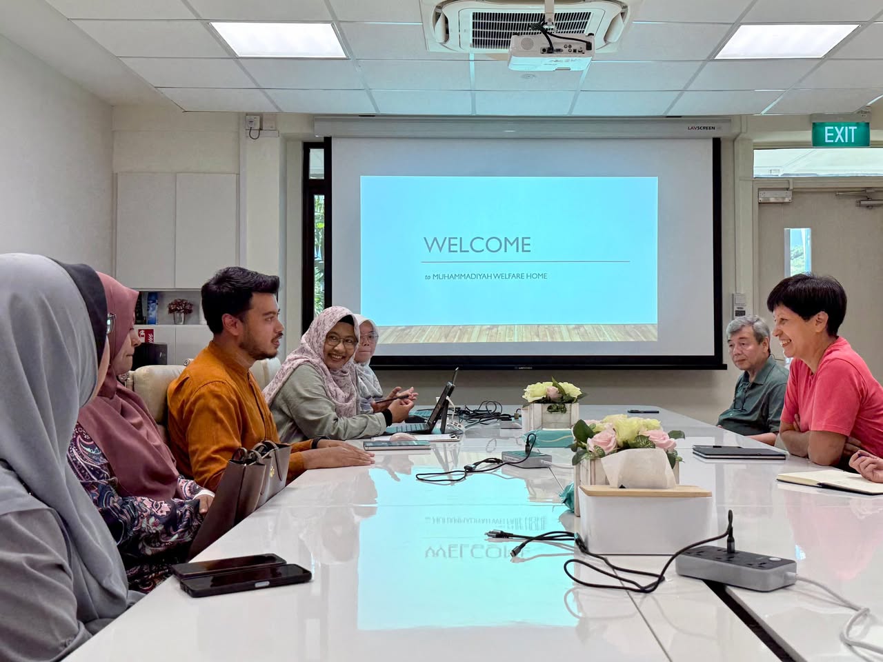 Scenes from the visit to Muhammadiya Welfare Home