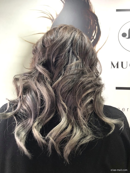 The Roots Unisex Hair Salon Pte Ltd